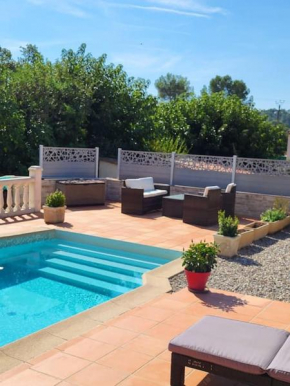 Cosy rez-de-jardin de villa
